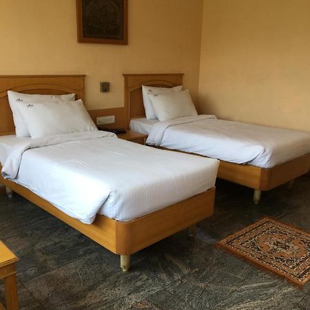 Asr Guesthouse Tirupati Kültér fotó