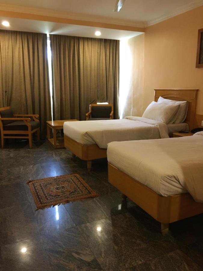 Asr Guesthouse Tirupati Kültér fotó