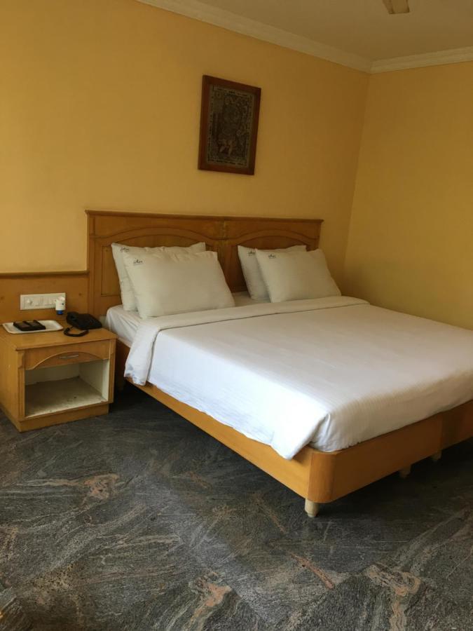 Asr Guesthouse Tirupati Kültér fotó